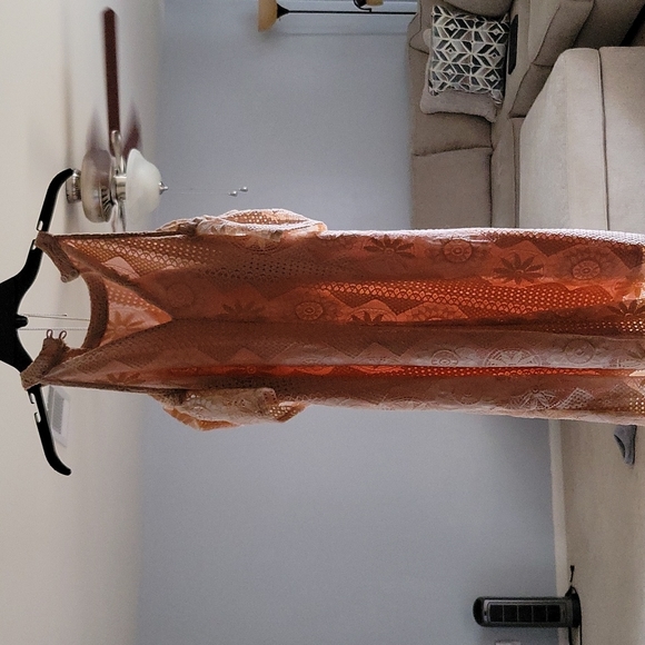 Dress - Picture 3 of 4